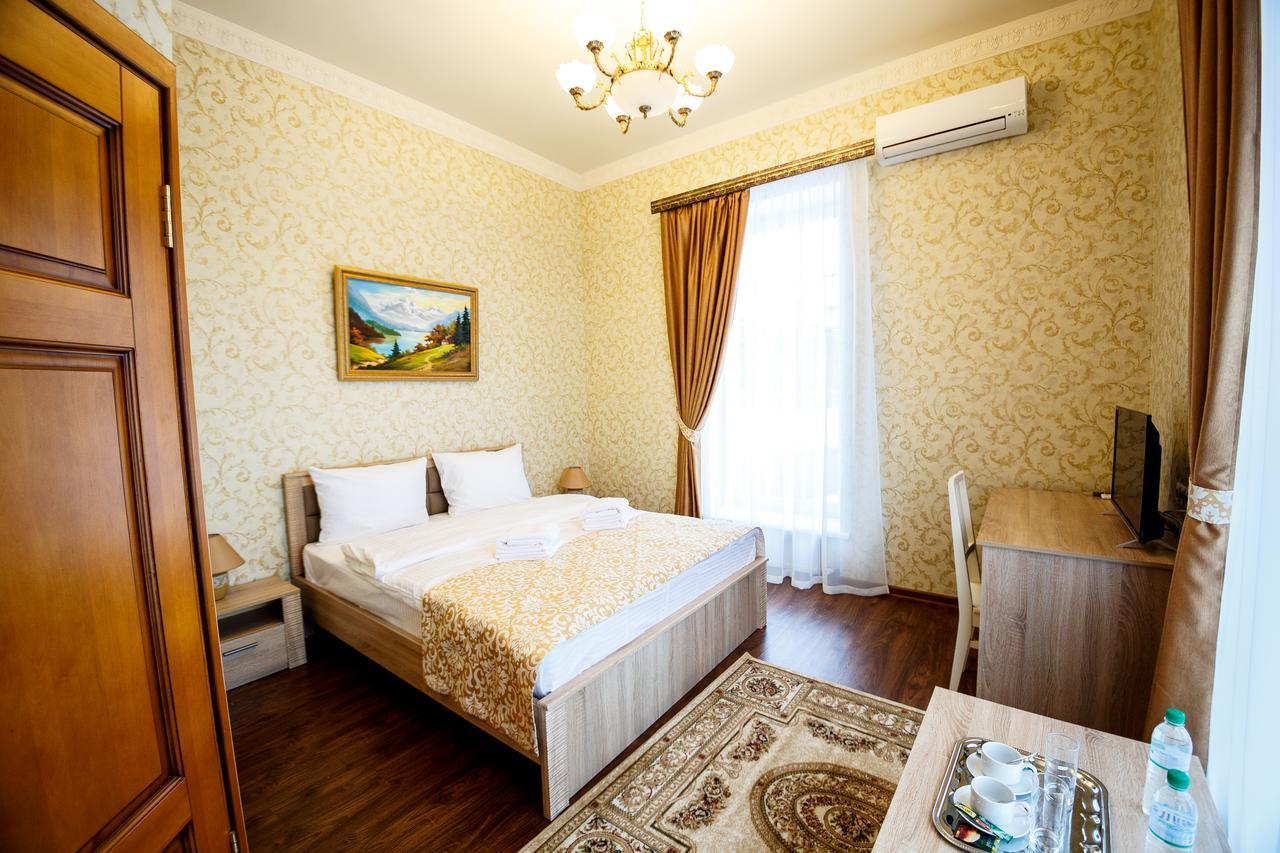 Barin Hotel Smolensk Buitenkant foto